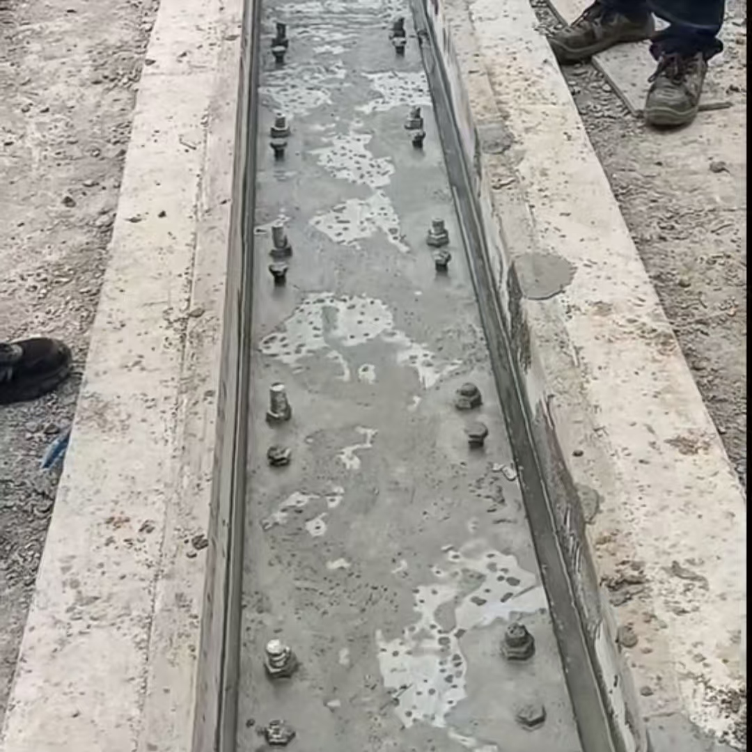 舒城港口码头起重机龙门吊重型机械设备稳固用早强快凝轨道胶泥